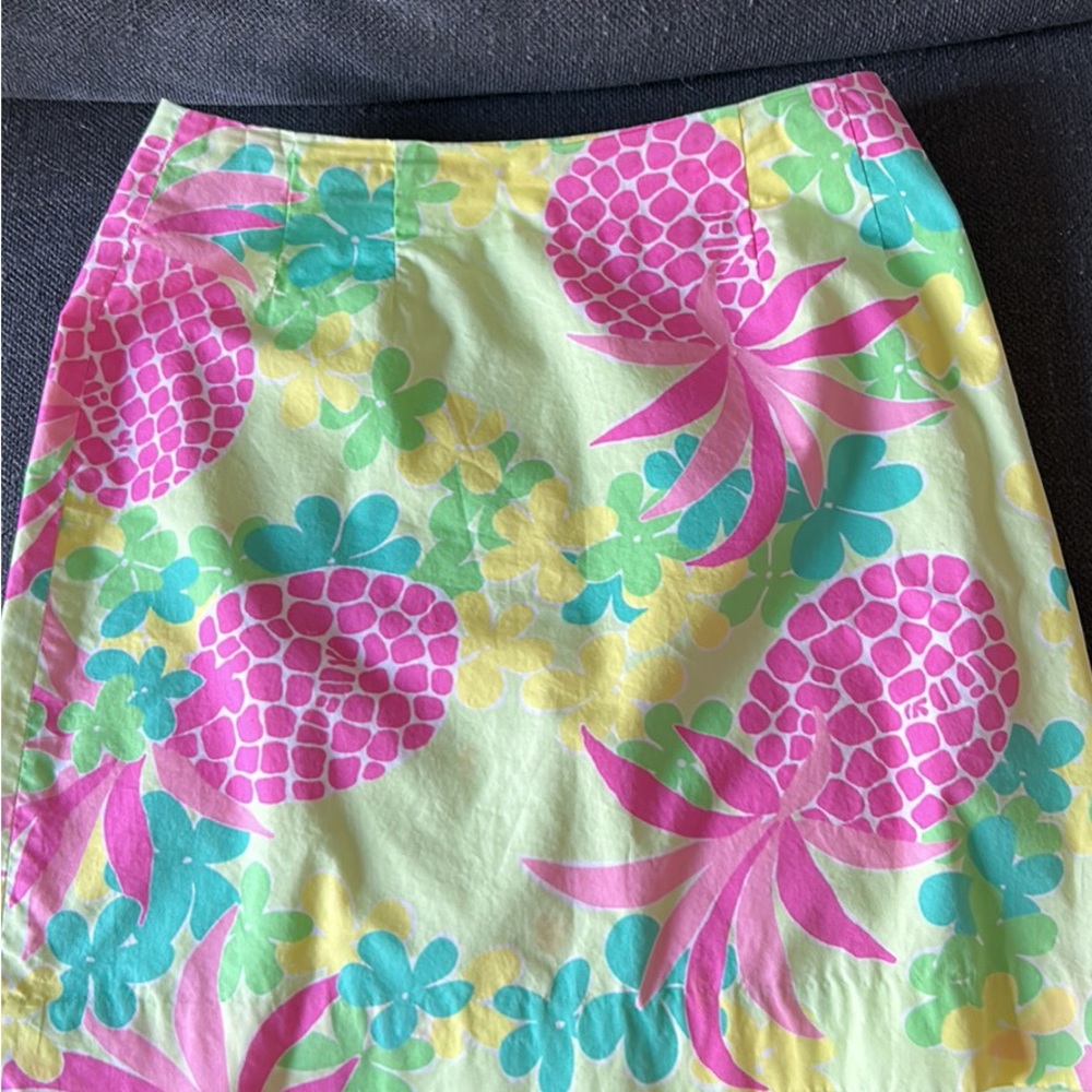 Lilly Pulitzer size 2 skirt